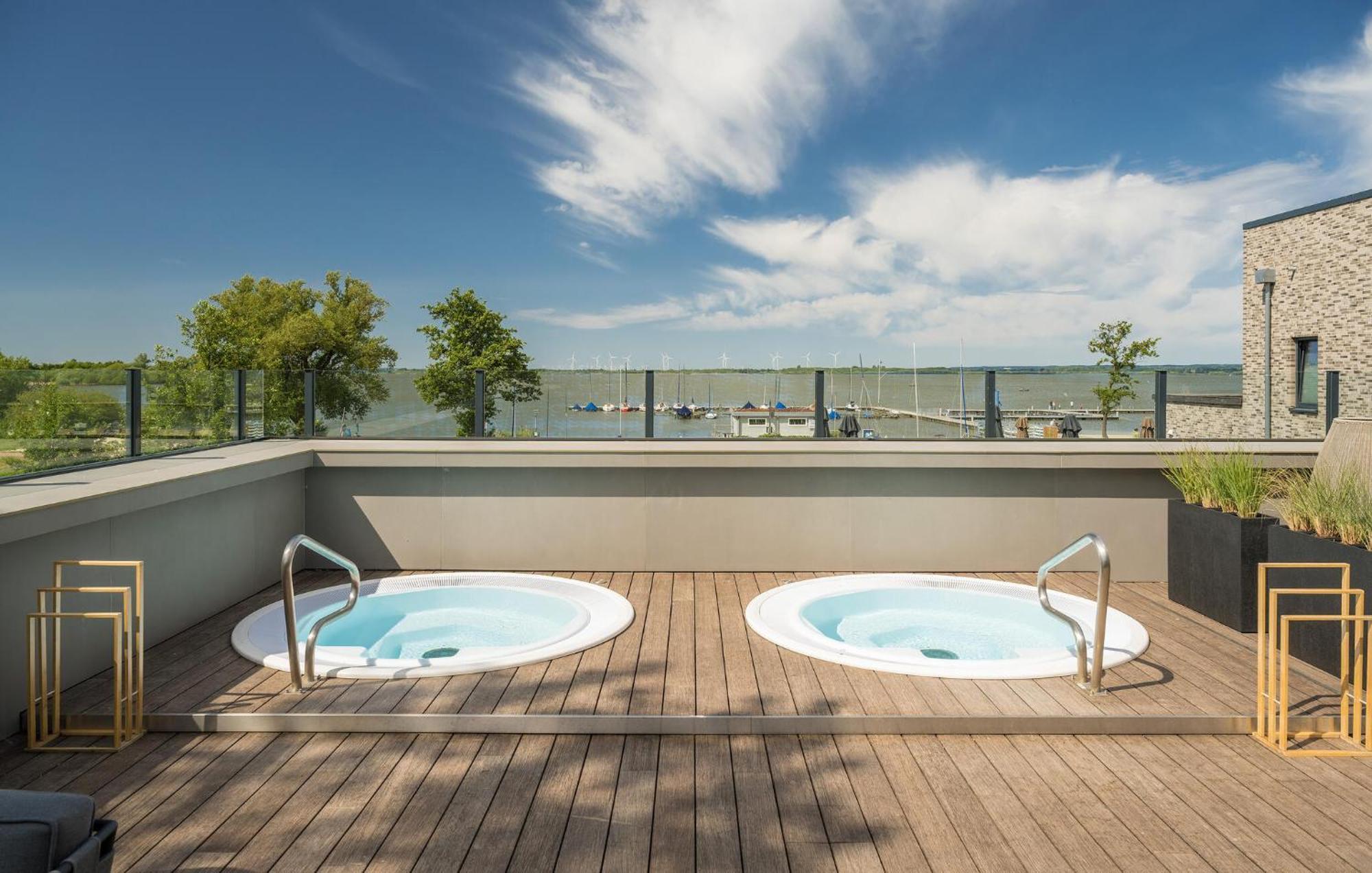 2 Bedroom Gorgeous Home In Lembruch-Duemmer See Kültér fotó